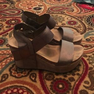 Wedge Sandal; Pierre Dumas